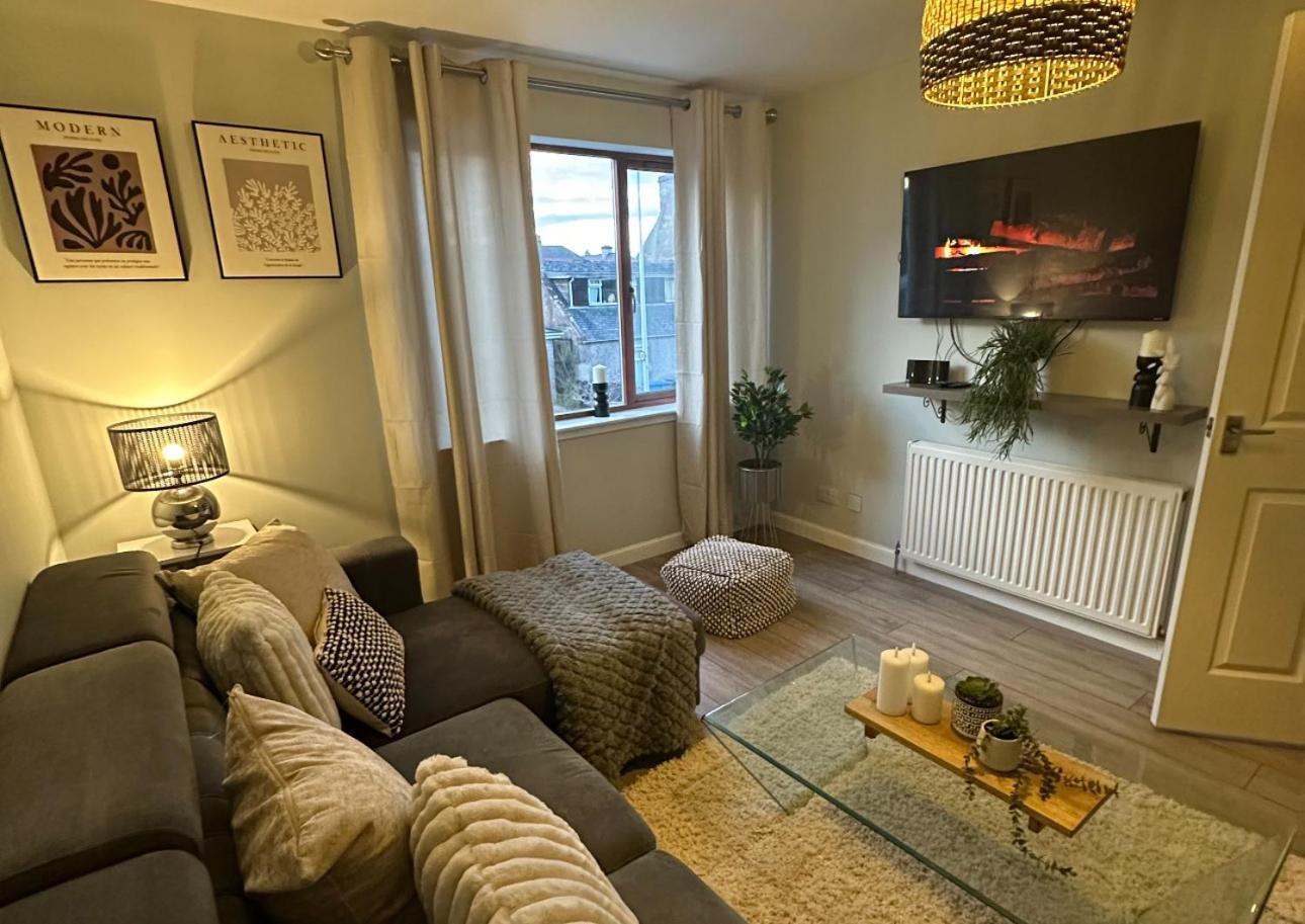 Lovely Modern 2 Bedrom Unit Close To City Center Dalneigh Exteriör bild